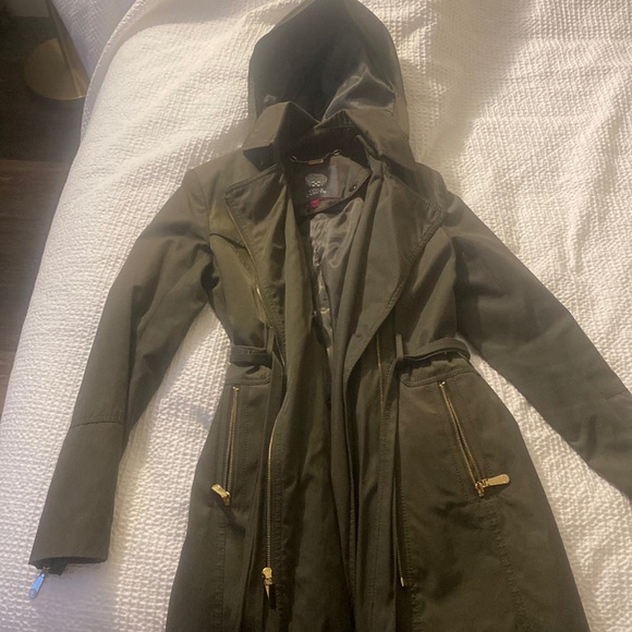 Vince Camuto Olive Green Trench Coat - Picture 4 of 6